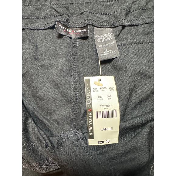 New York & Company Women’s Size Large Black Oliver Street Crop Pants Stretch - Picture 5 of 7